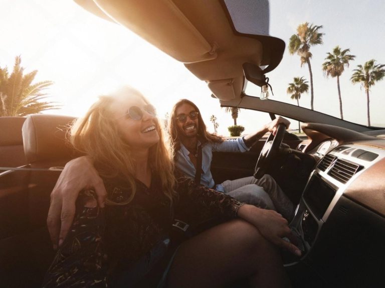 Rent a Car for a Month in Australia: When Long-Term Rental Beats Daily Hire